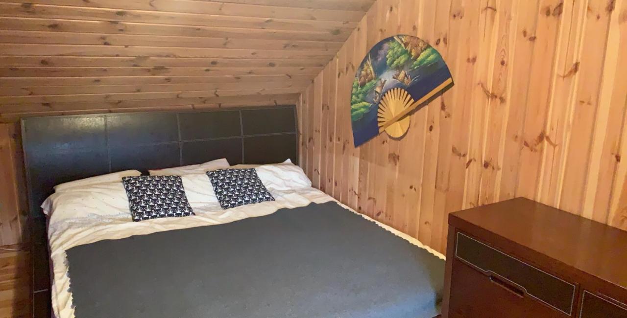 Dom Pod Sosnami Vila Rzewnie Exterior foto